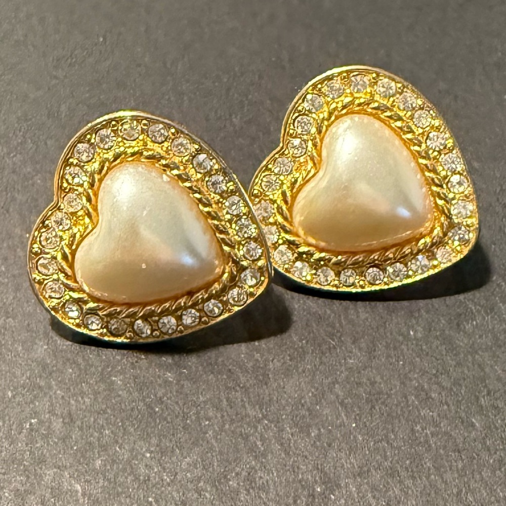 Signed JS Janette Smillie Vintage Heart Faux Pearl & Rhinestone Clip-On Earrings